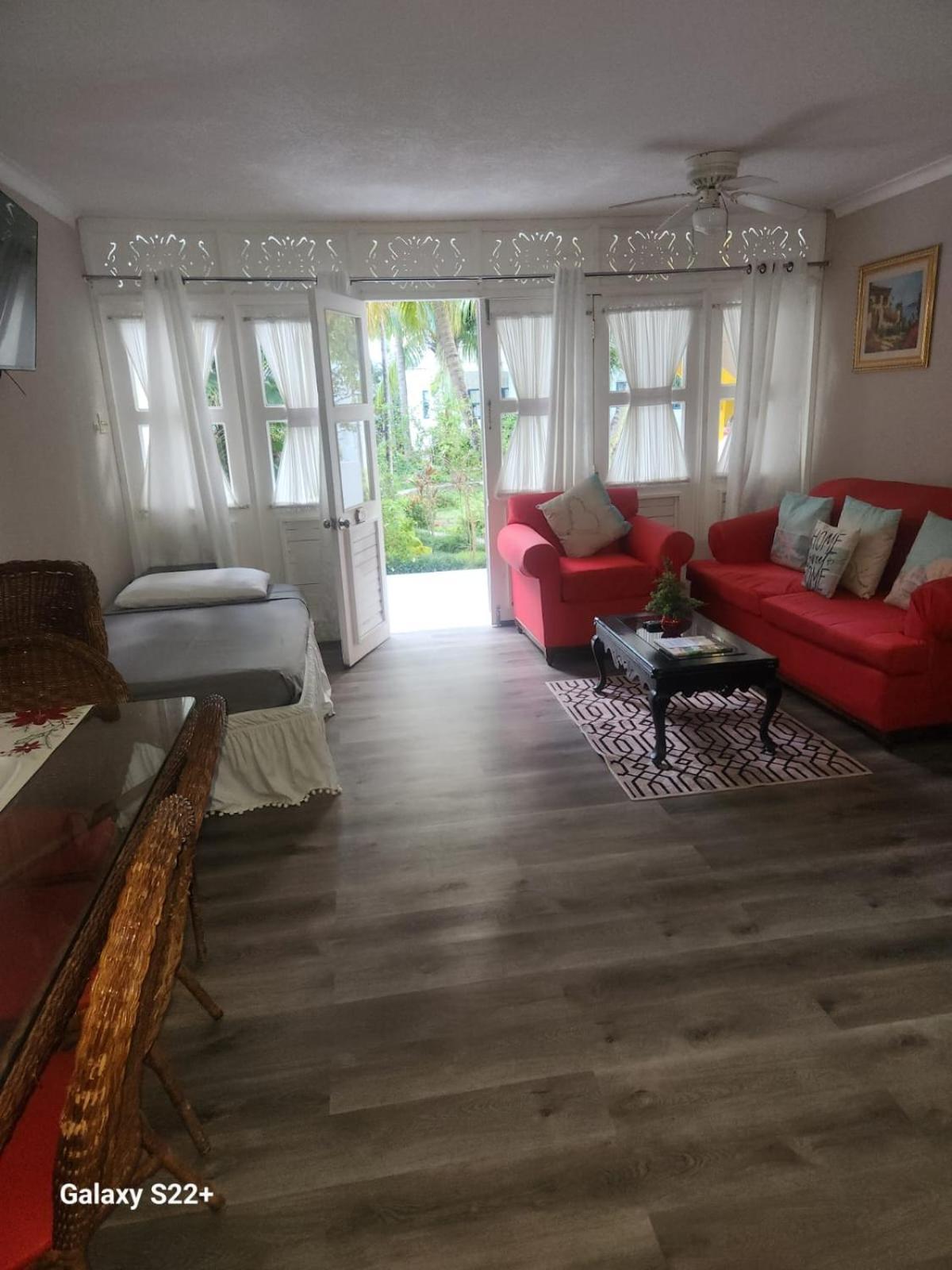 Cozy Villa Escape Раневей-Бей Екстер'єр фото